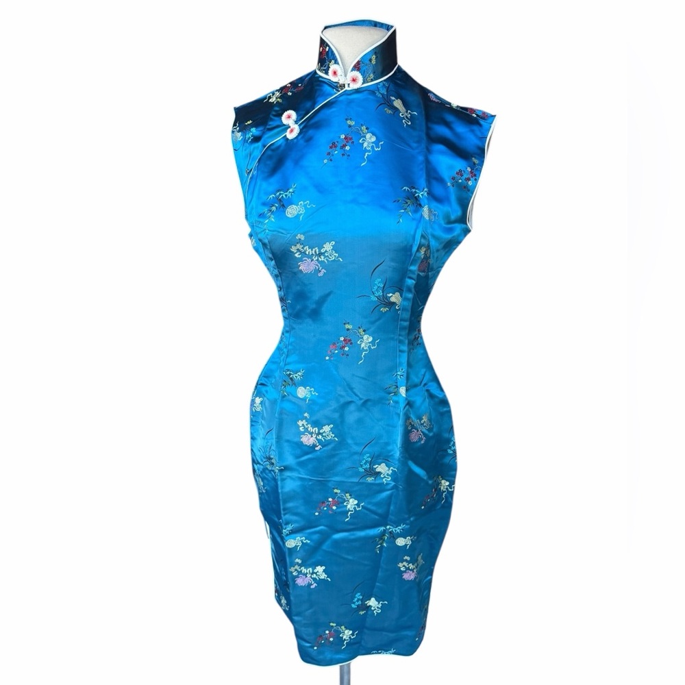 Deadstock w/o Tag 1960s‎ Satin/Silk Qipao/Cheongsam w/Right Side Zip & Snap